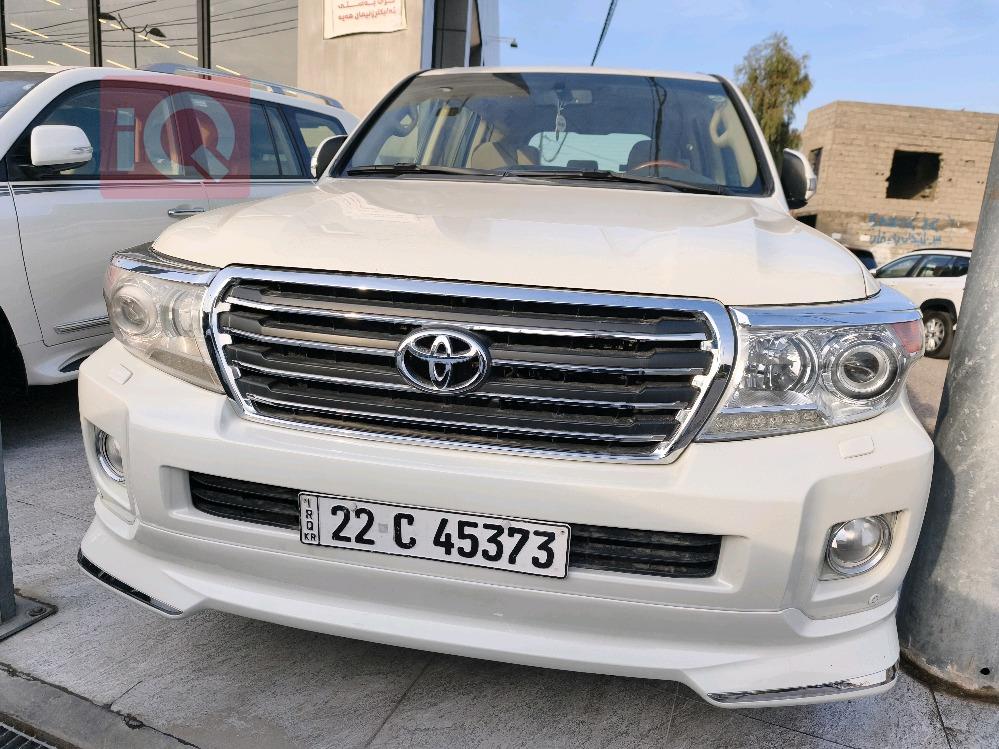 تويوتا لاندكروزر